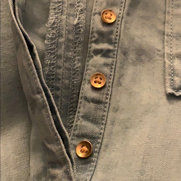 A Pea in the Pod sleeveless light denim dress NWT - Picture 8 of 8